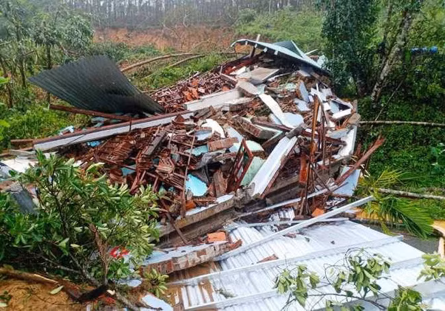 Latest landslide in Quang Nam kills one ảnh 1