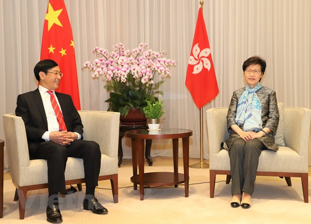 Hong Kong Chief Executive receives outgoing Vietnamese Consul General ảnh 1 Hong Kong Chief Executive receives outgoing Vietnamese Consul General ảnh 1