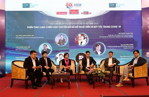 Business urged to take a pioneering role in digital transformation ảnh 1