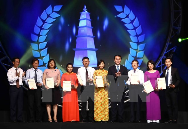 National awards honour excellent press works ảnh 1