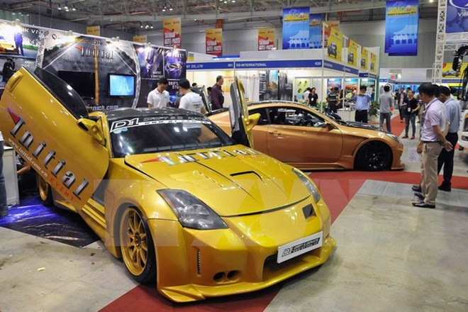 Vietnam supports domestic automakers ảnh 1