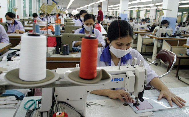 Vietnamese apparel firms avoid stock market for now ảnh 1