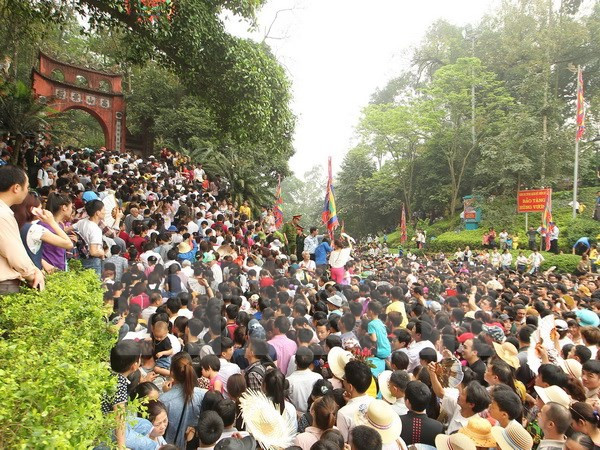 Restoration, upgrade prepare for Hung Kings temple festival ảnh 1 Restoration, upgrade prepare for Hung Kings temple festival ảnh 1