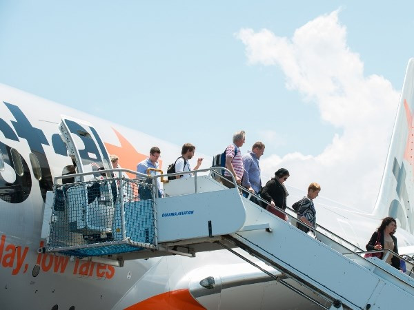 First low-cost airline provides Hanoi-Hong Kong service ảnh 1