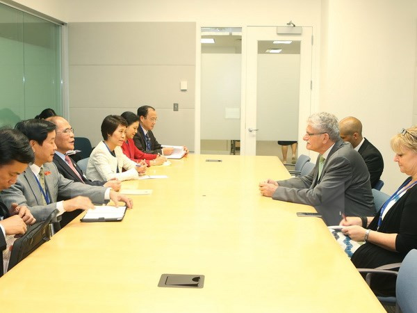 Vietnamese top legislator meets UN General Assembly President ảnh 1