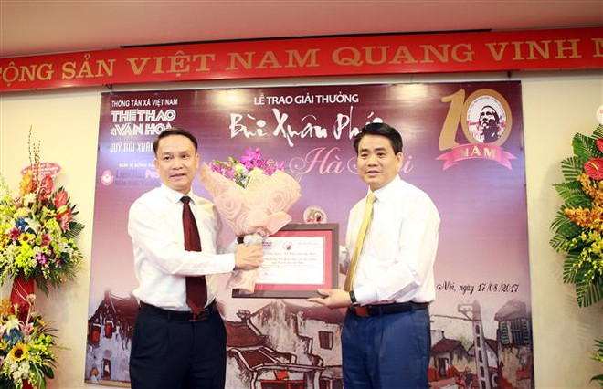 Bui Xuan Phai – For the Love of Hanoi Awards mark 10th edition ảnh 1