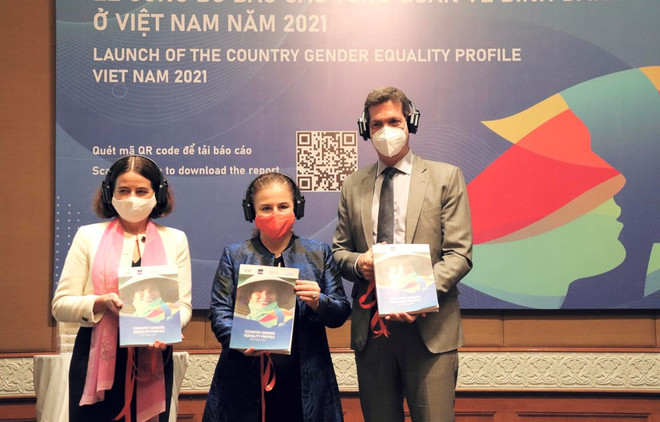 First overall report on gender equality in Vietnam released ảnh 1 First overall report on gender equality in Vietnam released ảnh 1