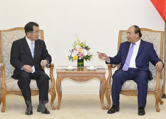 PM meets head of Japan-Mekong Parliamentary Friendship Association ảnh 1 PM meets head of Japan-Mekong Parliamentary Friendship Association ảnh 1