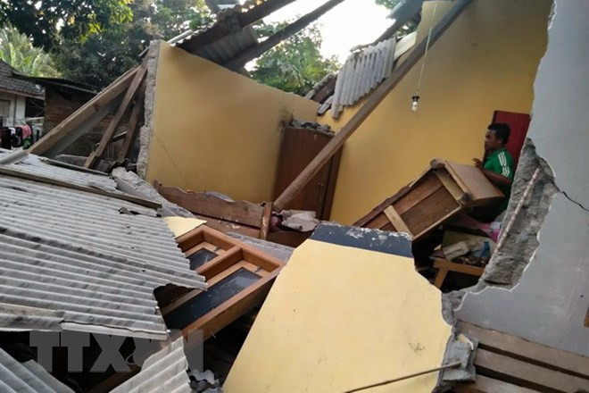 Earthquake on Indonesia’s Lombok island kills at least ten ảnh 1 Earthquake on Indonesia’s Lombok island kills at least ten ảnh 1