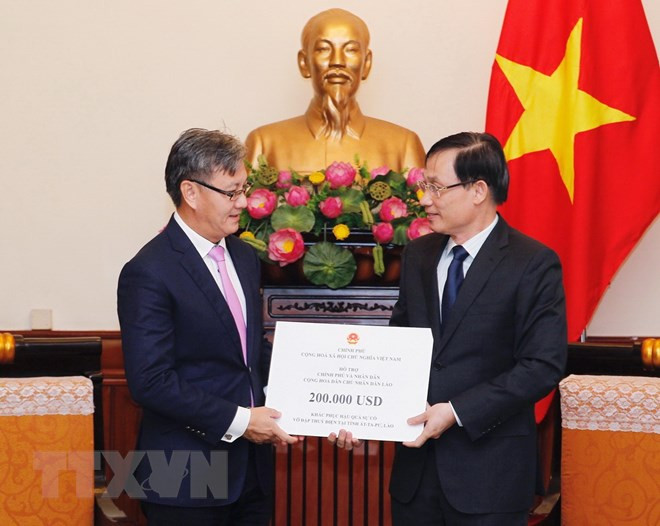 Vietnam offers aid to victims of dam collapse in Laos ảnh 1