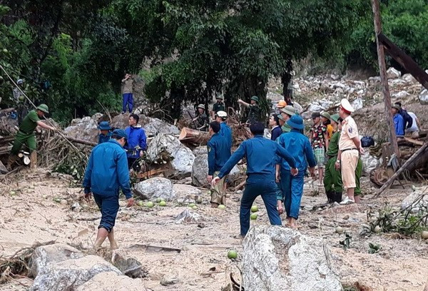 Flash flood sweeps away four-member family in Thanh Hoa ảnh 1
