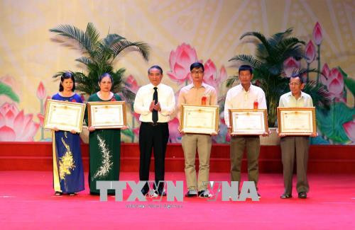 Da Nang reviews house assistance for revolutionary contributors ảnh 1 Da Nang reviews house assistance for revolutionary contributors ảnh 1