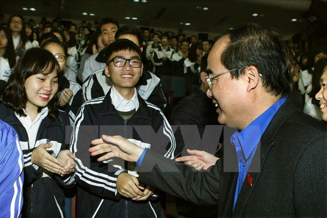 Youth dialogue celebrates upcoming NA election ảnh 1