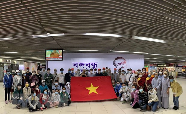 Vietnamese citizens brought home safely from Southwestern Asia ảnh 1