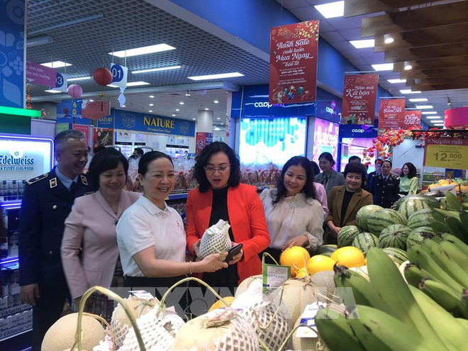 Consumer demand up 20-30% in run-up to Tet ảnh 1