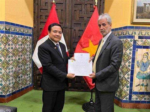 Vietnam Peru's No.1 partner in ASEAN: Peruvian official ảnh 1