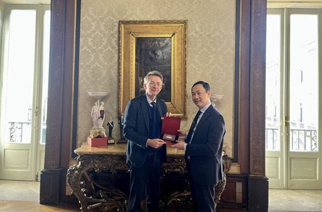 Vietnam fosters cooperation with Italian localities ảnh 1 Vietnam fosters cooperation with Italian localities ảnh 1