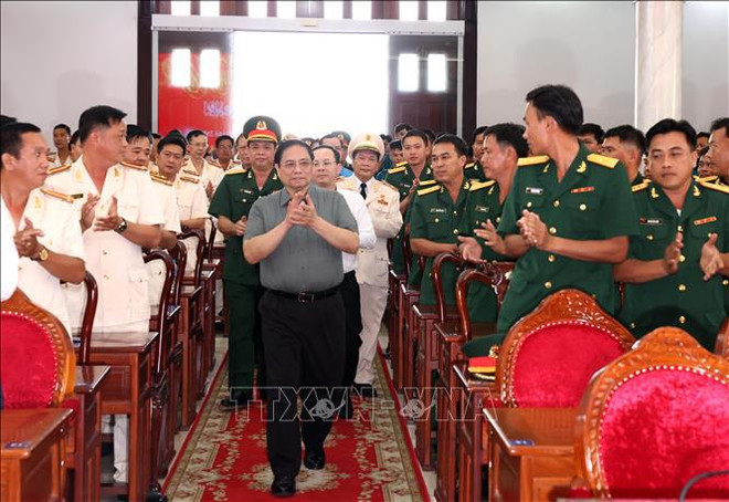 PM encourages forces on duty during Tet in Can Tho city ảnh 2 PM encourages forces on duty during Tet in Can Tho city ảnh 2