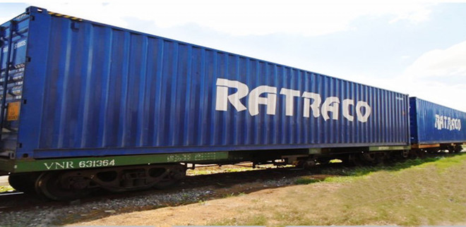 Vietnam launches first container train to China ảnh 1
