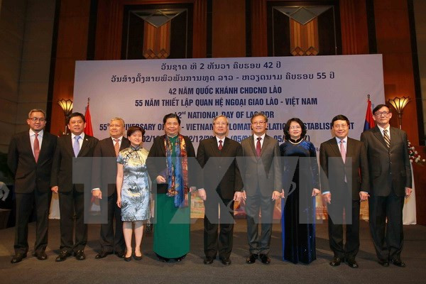Embassy marks 42nd National Day of Laos, Vietnam-Laos ties ảnh 1