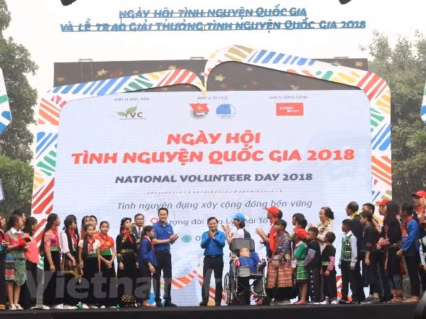 National volunteer festival 2018 launched ảnh 1
