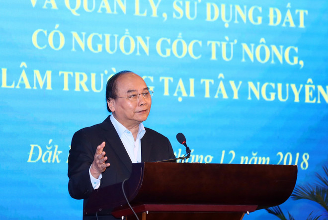 PM orders measures to put an end to free emigration by 2025 ảnh 1