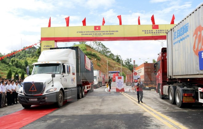 Vietnam-China freight route opens to traffic ảnh 1