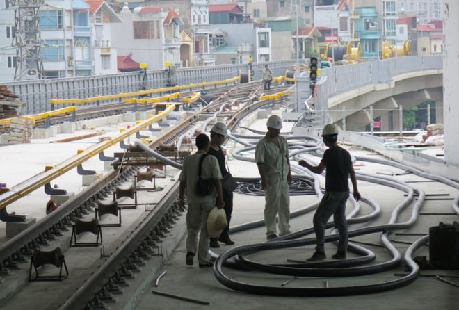 Hanoi elevated train pilot run delayed ảnh 1