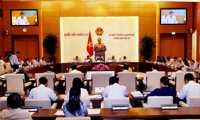 NA Standing Committee examines anti-corruption work ảnh 1