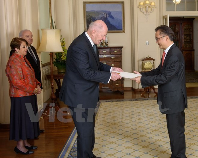 Vietnamese Ambassador to Australia presents credentials ảnh 1 Vietnamese Ambassador to Australia presents credentials ảnh 1