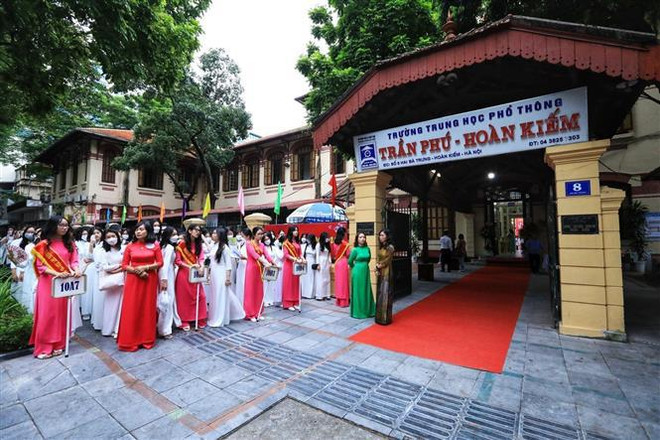 President congratulates educators, students on new school year post-pandemic ảnh 2 President congratulates educators, students on new school year post-pandemic ảnh 2