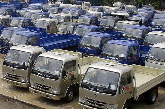 Ministry of Finance mulls import tax on trucks ảnh 1