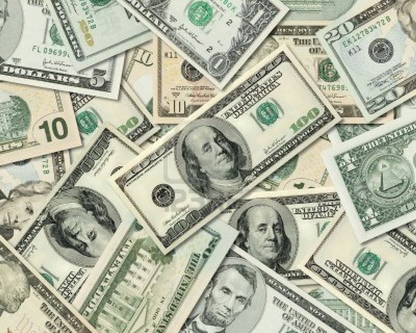 State Bank’s US deposit interest rate cut curbs dollarisation ảnh 1