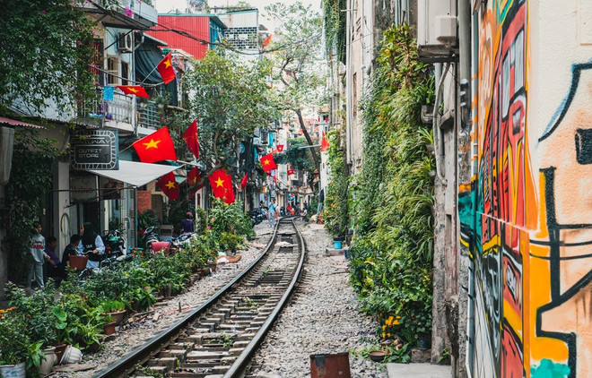 Tourist attractions ramp up efforts to increase revenues ảnh 1 Tourist attractions ramp up efforts to increase revenues ảnh 1