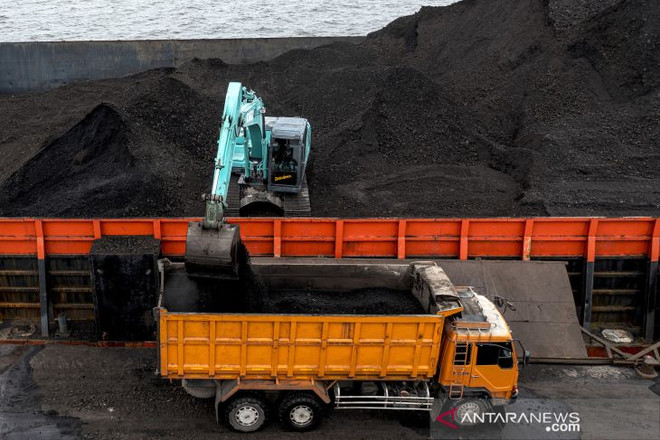 Indonesia lifts coal export ban on 139 firms ảnh 1 Indonesia lifts coal export ban on 139 firms ảnh 1