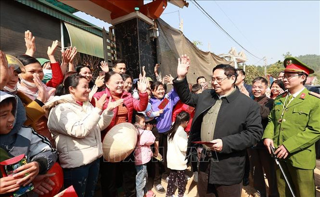 PM inspects Tuyen Quang - Phu Tho expressway project ảnh 3