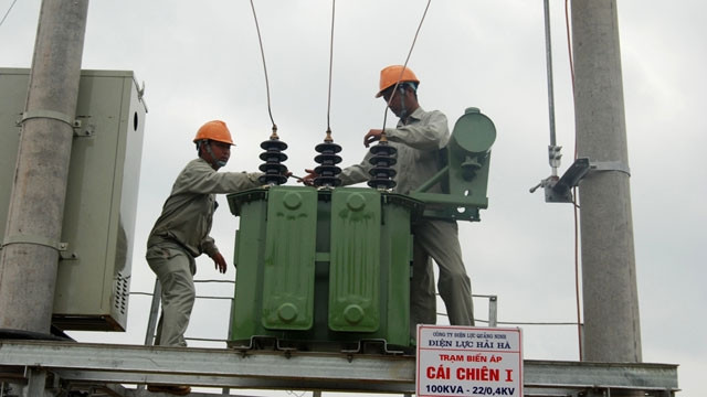 Quang Ninh: Last island commune linked to national grid ảnh 1 Quang Ninh: Last island commune linked to national grid ảnh 1