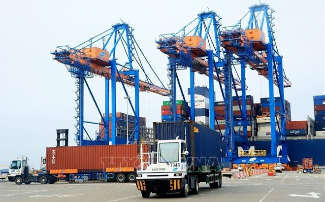 Domestic firms enjoy great opportunities from FTAs: Experts ảnh 1