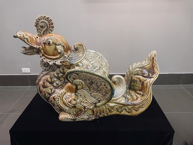 Ceramic works on sacred animals on display in Hanoi ảnh 1