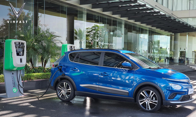 Charging station service – promising business amid EV era ảnh 1