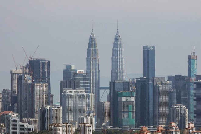 Malaysia’s GDP growth eases in Q2 ảnh 1