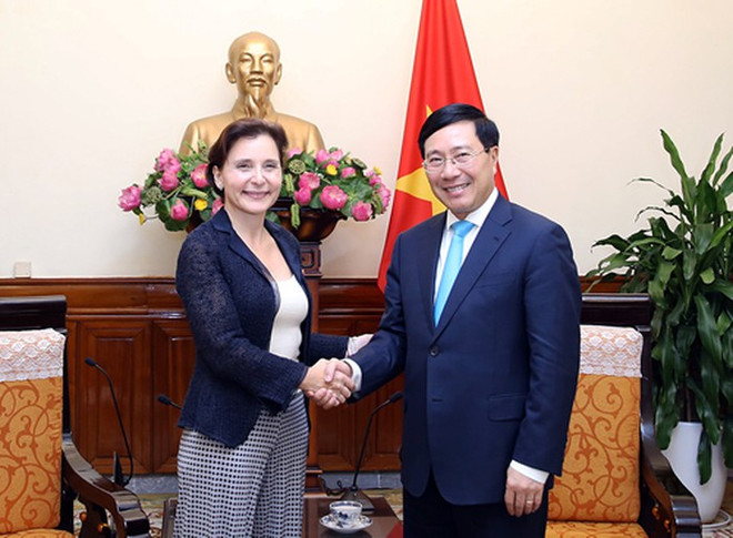Deputy PM bids farewell to outgoing Italian Ambassador ảnh 1 Deputy PM bids farewell to outgoing Italian Ambassador ảnh 1