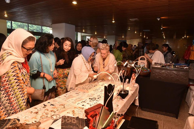 ASEAN Women’s Circle opens annual bazaar ảnh 1 ASEAN Women’s Circle opens annual bazaar ảnh 1
