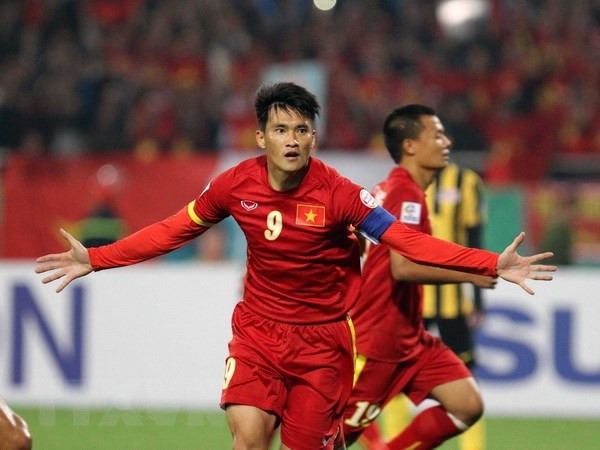 Vietnamese players named among top five AFF Suzuki Cup scorers ảnh 1