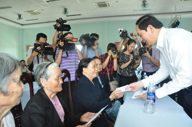 President asserts duty to care for revolutionary contributors ảnh 1 President asserts duty to care for revolutionary contributors ảnh 1