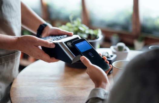 Vietnam’s digital banking, payment channels now the norm: UOB report ảnh 2