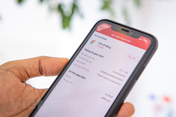Piloting “mobile money”: Enterprises ready to join the race ảnh 3 Piloting “mobile money”: Enterprises ready to join the race ảnh 3