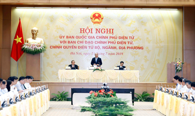 PM requests e-Cabinet building be accelerated ảnh 1