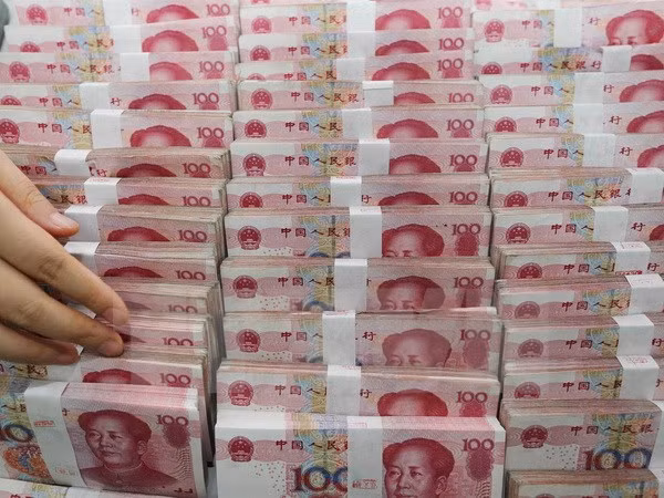 China’s yuan depreciation likely to harm Vietnamese firms: experts ảnh 1