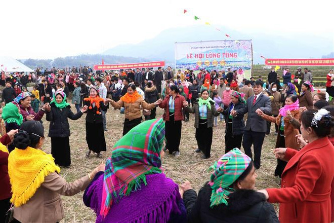 Lung Tung festival opens in Lai Chau province ảnh 1